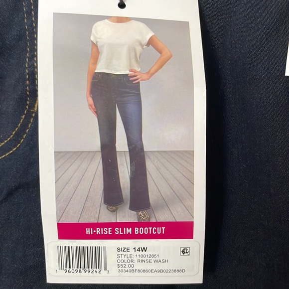 NWT Faith Jeans Hi Rise Slim Bootcut Jeans. 14W - Picture 5 of 9